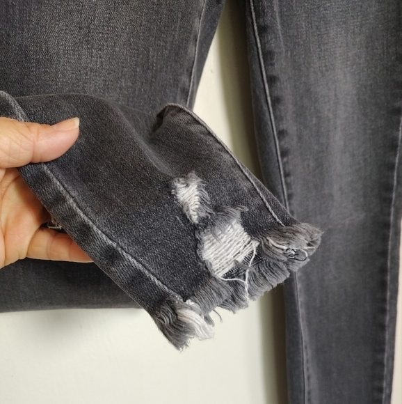 Kancan Women's Skinny Gray Frayed Hem Jeans - Picture 2 of 10